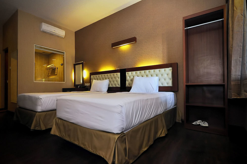 Spencer Green Hotel Batu Kültér fotó